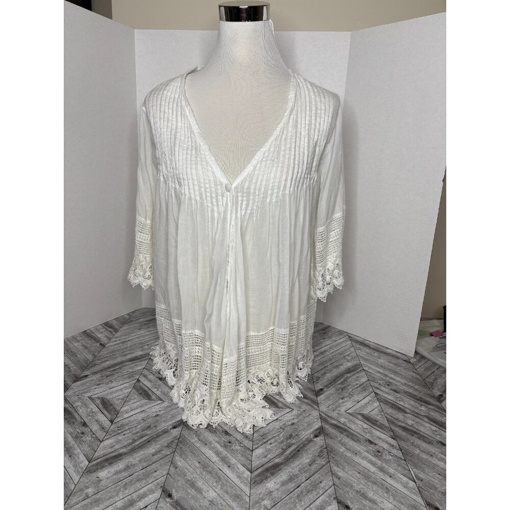 Millau Womens Small Boho Duster Kimono Coverup White Lace and Fringe EUC Stylish